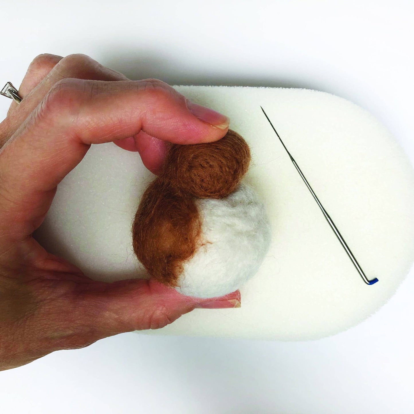 Needle Felting Kit - Robins. Christmas craft kit for adults.
