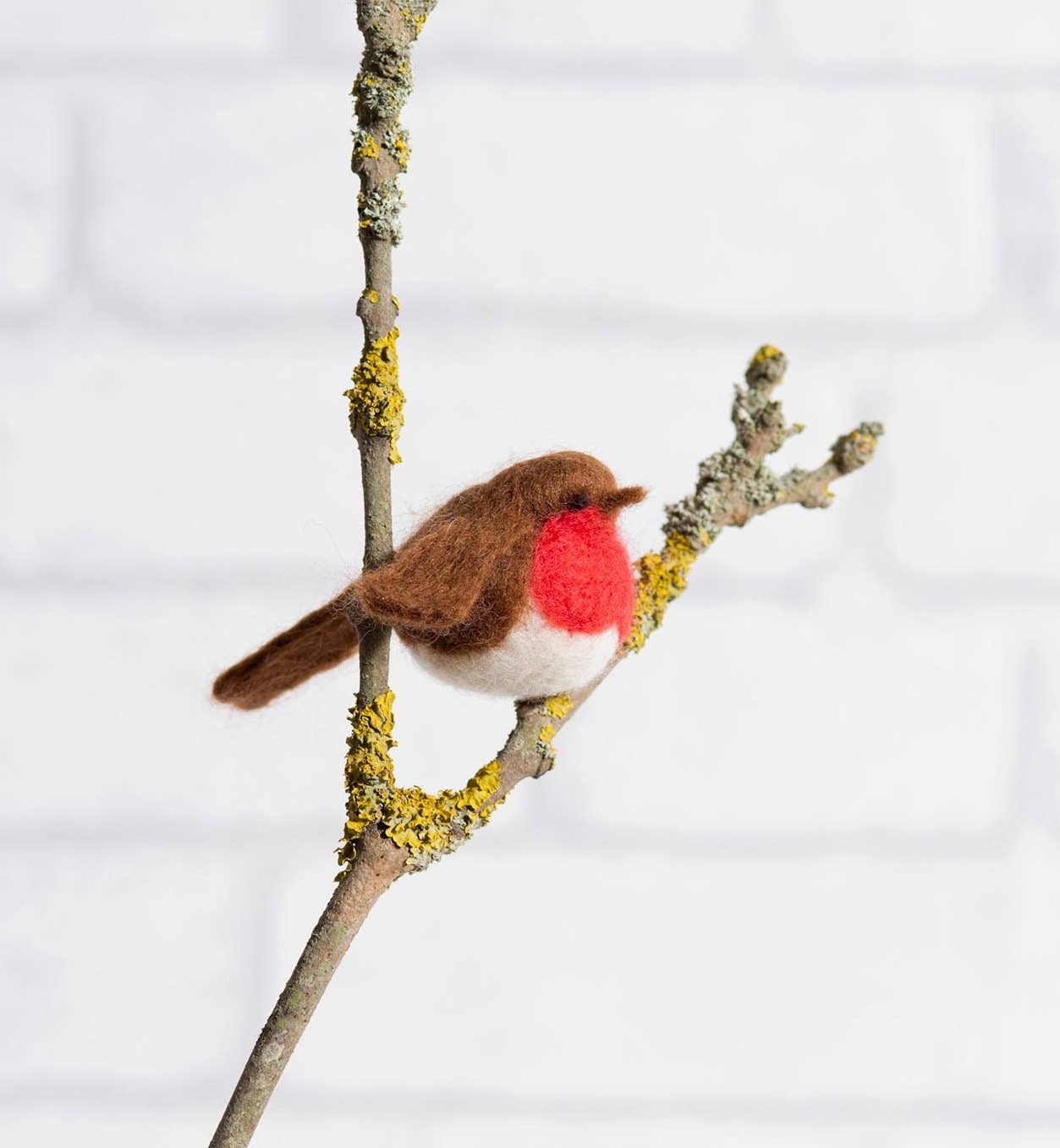 Needle Felting Kit - Robins. Christmas craft kit for adults.