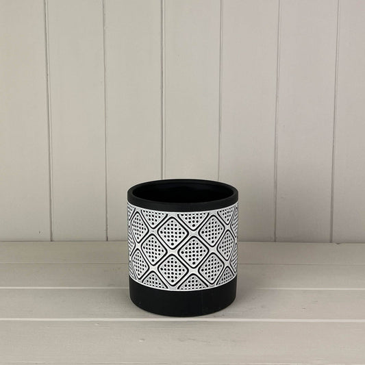 Round Black Patterned Pot