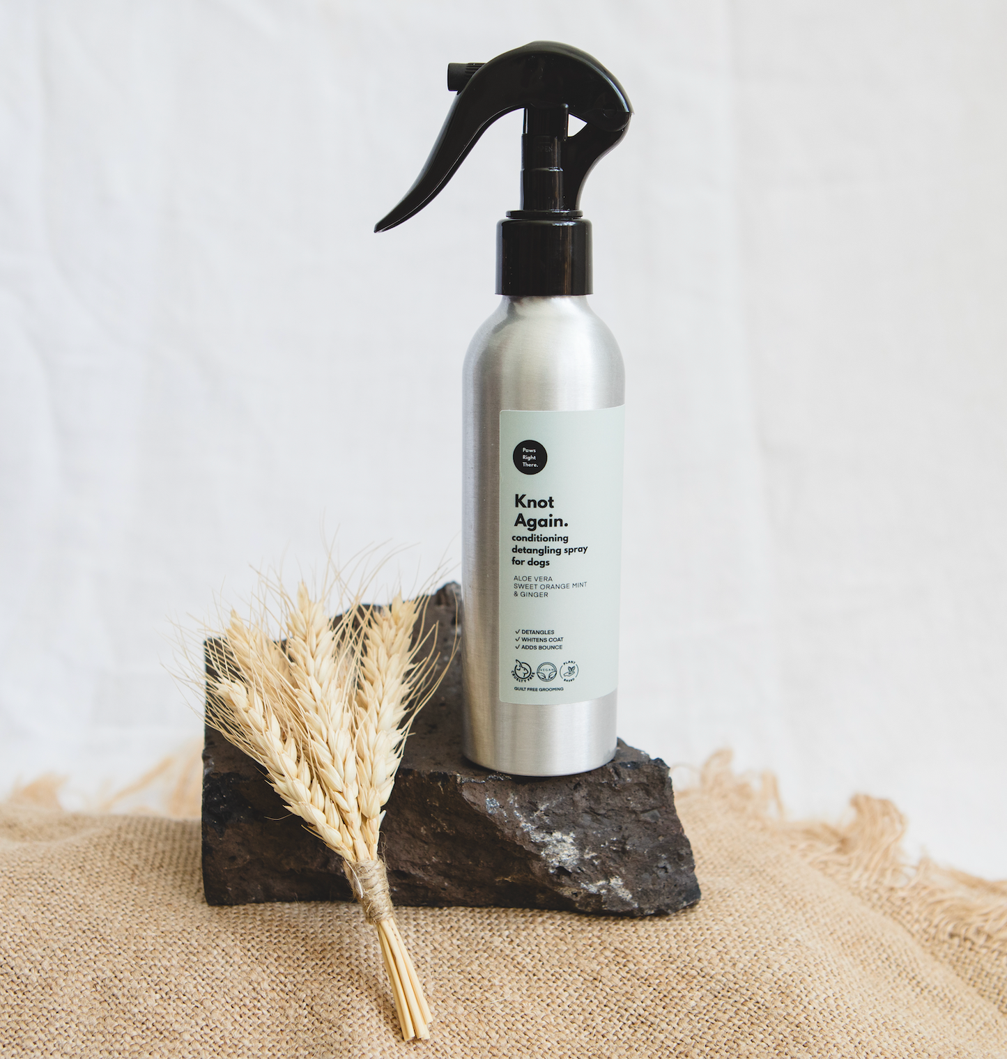 ‘Knot Again’ conditioning detangling spray