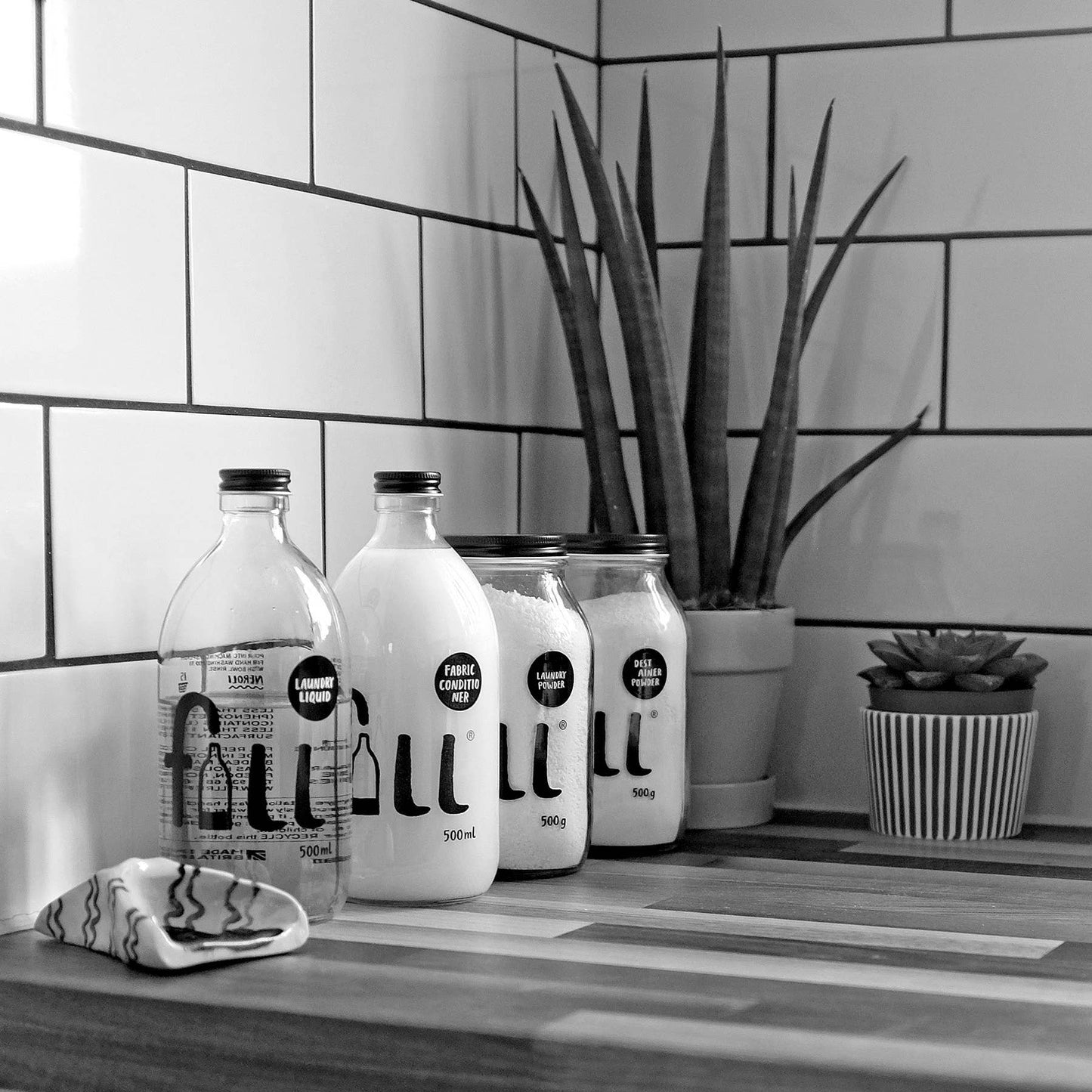 Loads of laundry - Plastic free laundry essentials gift kit