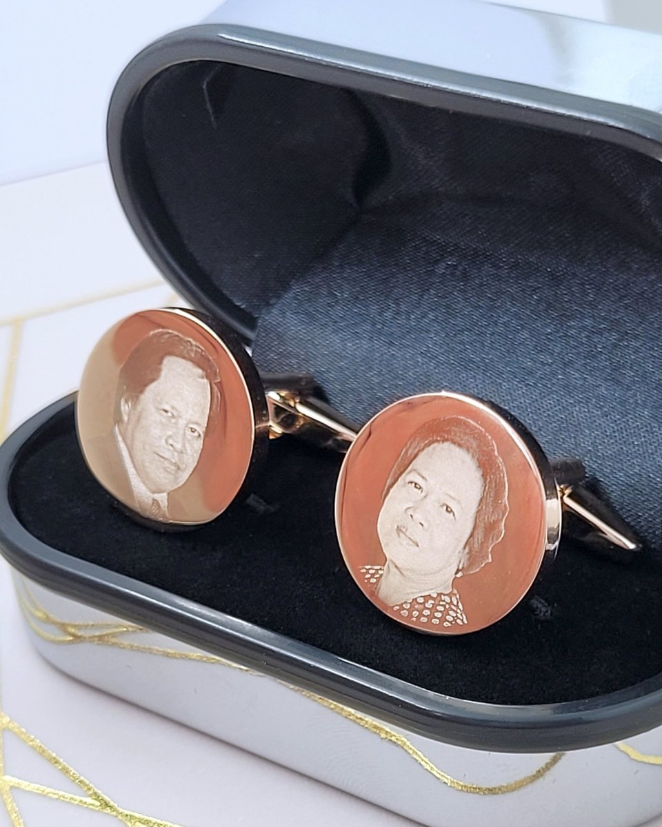 Personalised Round Gold Cufflinks – Photo Engraved in Chrome Case for Groom, Best Man & Father of Groom